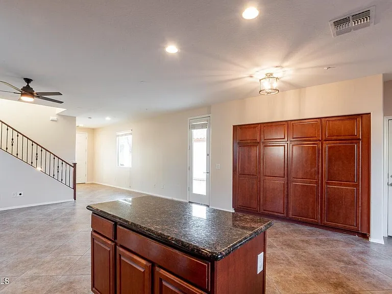 7364 W Palo Brea Ln — Photo 14
