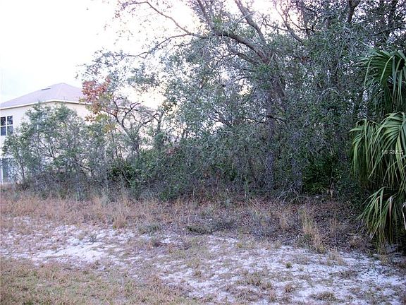 4th image of 443 Churchill Ct