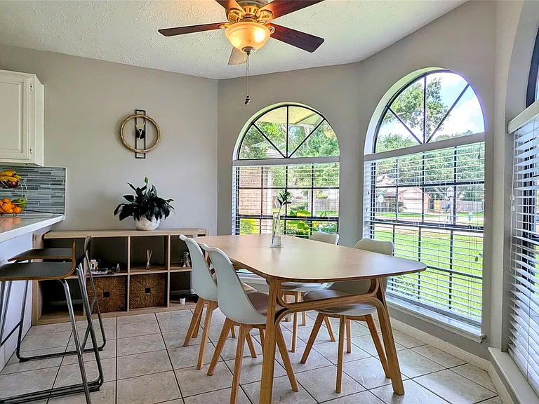 12639 Ashford Hills Dr — Photo 6