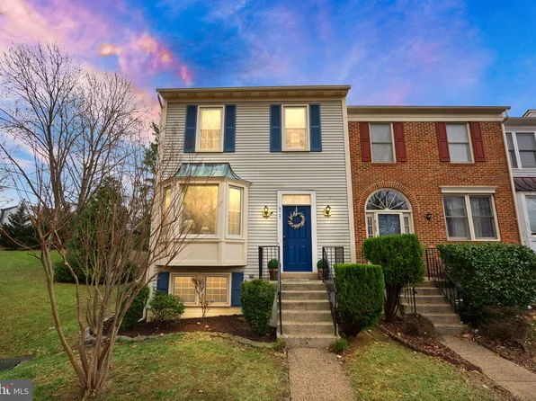6121 Joust Ln, Alexandria, VA 22315
