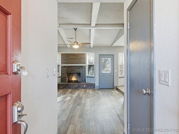 4th image of 590 E 134th Pl