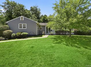 5 Deer Meadow Dr, West Nyack, NY 10994