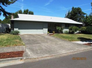 14125 SW Windjammer Way, Beaverton, OR 97005
