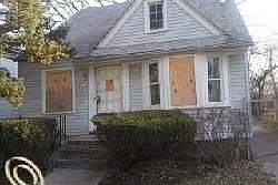 2nd image of 18218 Heyden St