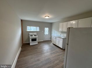 6 S Spruce St, Mount Carmel, PA 17851