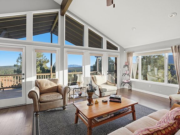3rd image of 6073 W Skyview Cir