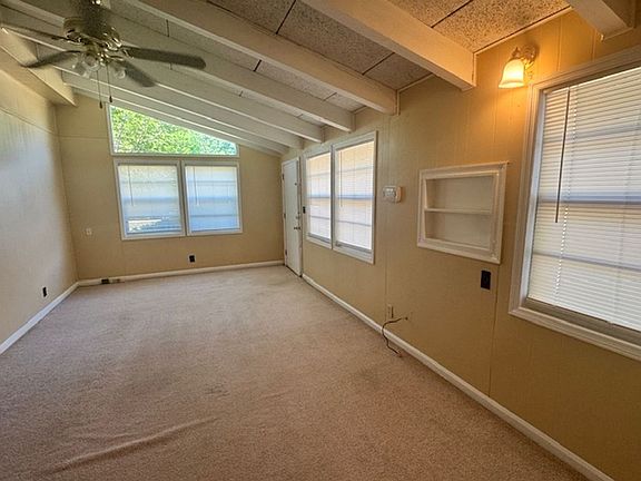 4th image of 306 Country Club Rd #310