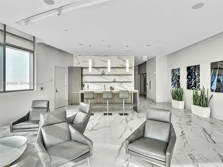 3535 S Ocean Dr #905 — Photo 72