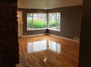 7702 9th Ave SW, Seattle, WA 98106