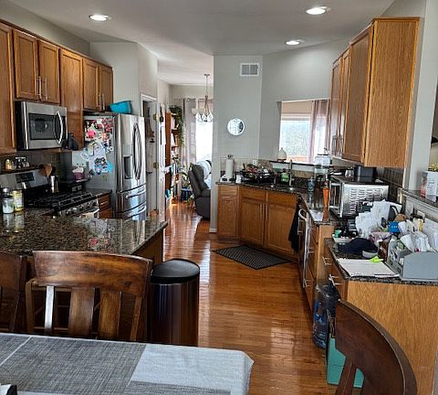 5th image of 6357 Regal Oak Dr