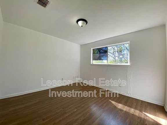 5th image of 323 W 83rd St