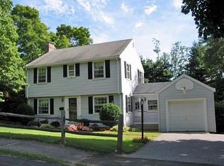 118 Bacon St, Natick, MA 01760