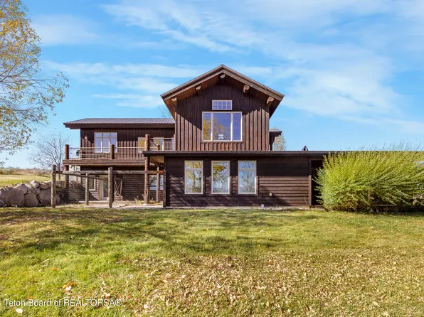 9620 Mountain View Dr, Tetonia, ID 83452