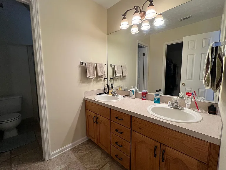 3808 Oak Ave — Photo 9