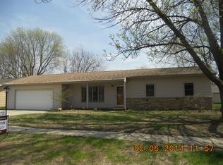 707 S Locust St, Jefferson, IA 50129