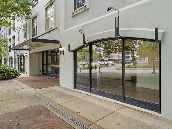 3rd image of 2002 Greene St Suite E