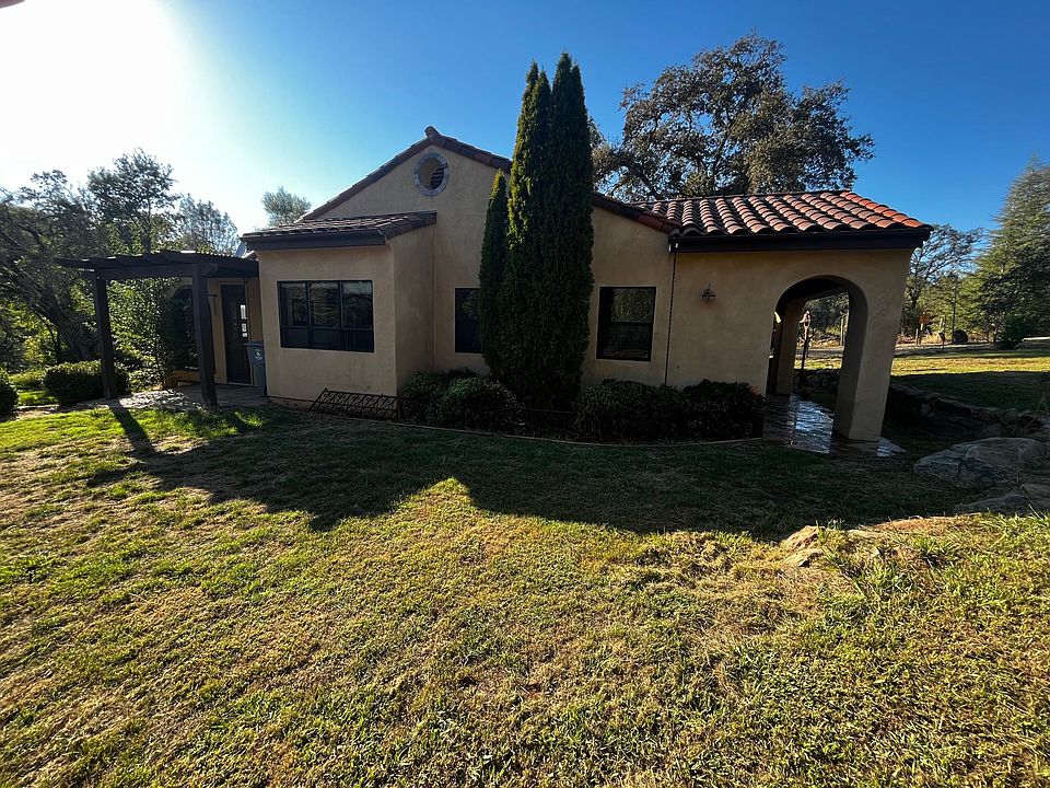 1st image of 2855 Vista Roble Dr #2