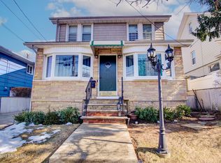 353 Cheves Ave, Staten Island, NY 10314