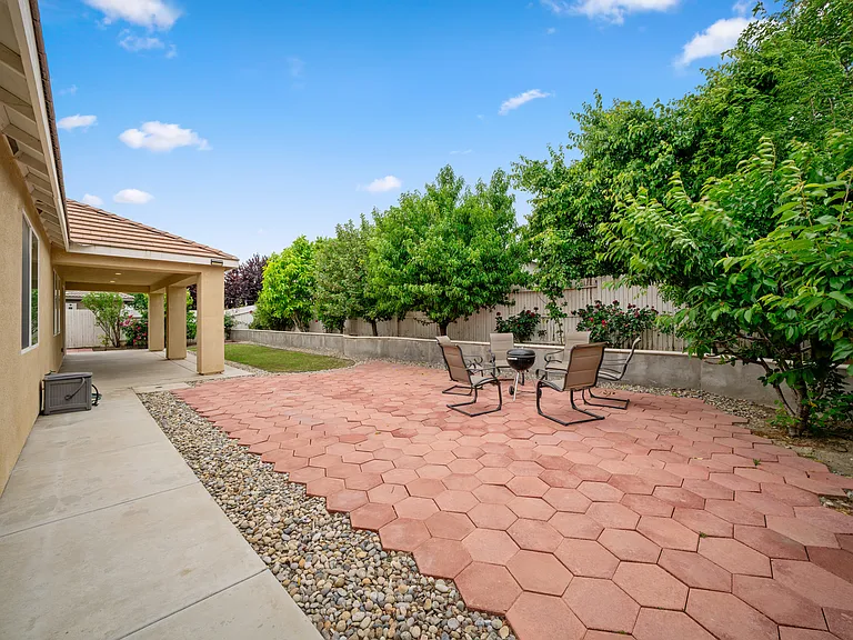 7303 Whiskey Creek Dr — Photo 40