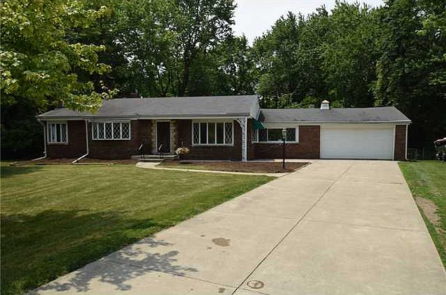1st image of 626 Valley Dr