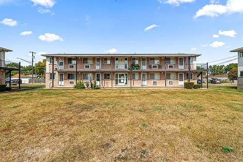 580 Harrison Blvd Photo 1