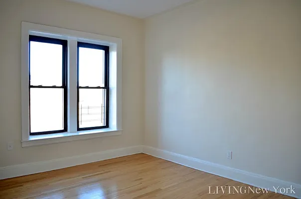 Rented by Living New York | media 10