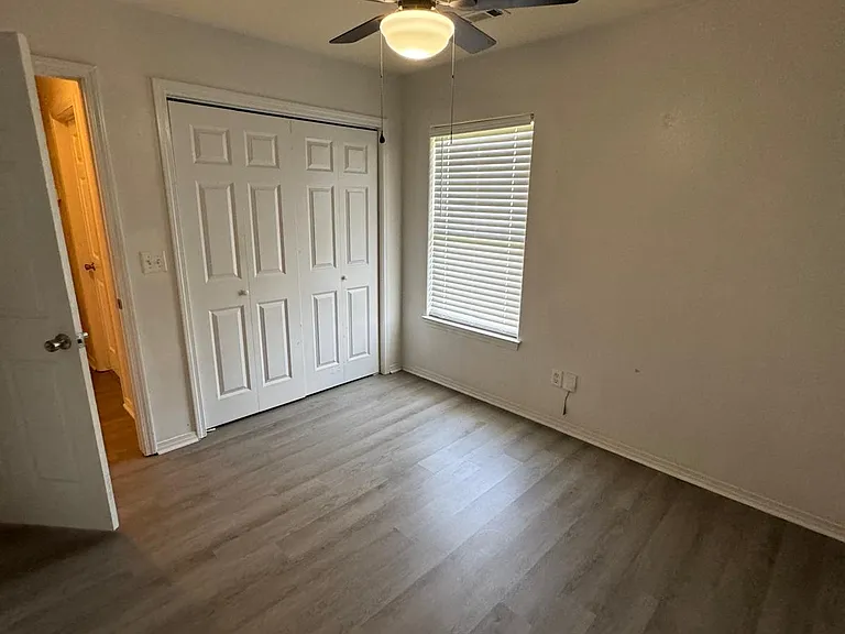 4100 SW Chasestone Ave #B — Photo 8