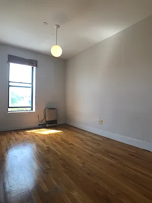 Rented by City Vista Inc | media 64