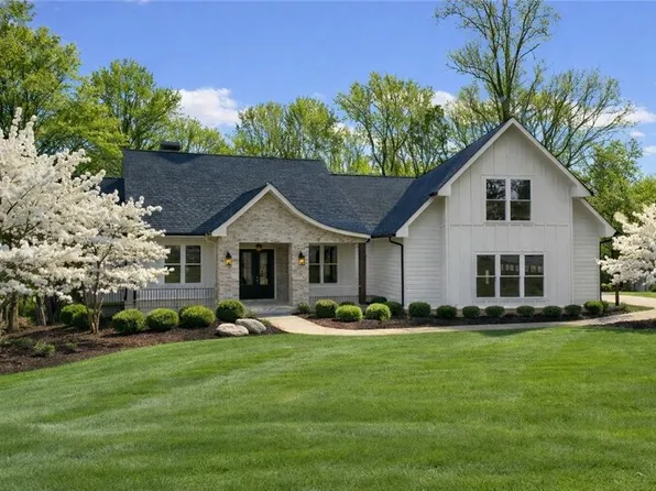 2001 Epperson Rd, Canton, GA 30115
