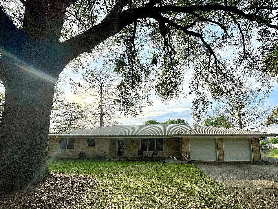 1st image of 122 Plantation Dr