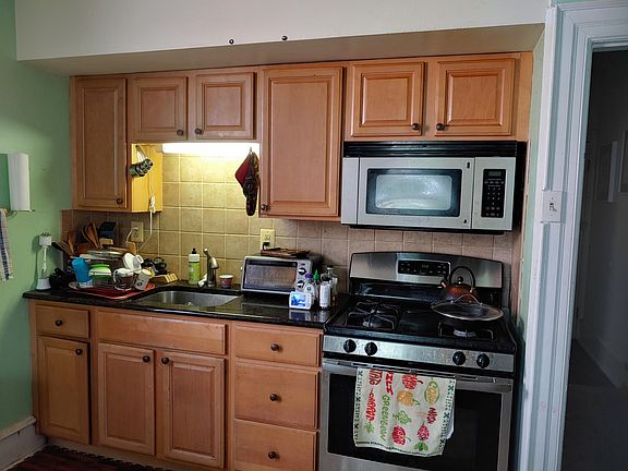 5th image of 5131 Pine St Floor 2