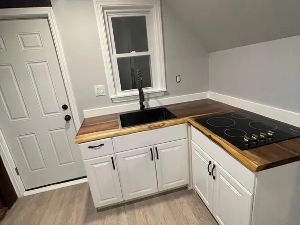 48 Washington St, Conway, NH 03818