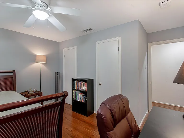 1428 Dumont Dr — Photo 19