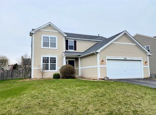 643 Thompson Ave, North Aurora, IL 60542