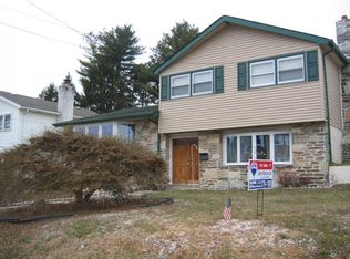 633 Renz St, Philadelphia, PA 19128