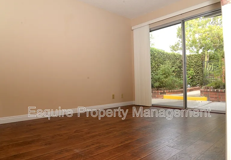 23 Lemon Dr #A — Photo 6