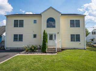 839 Riffle Ave, Rahway, NJ 07065