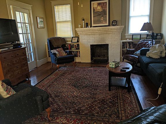 Family room, gas fireplce