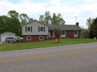 1789 Arbor Grv #CH, Purlear, NC 28665