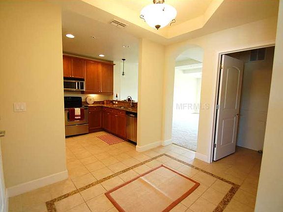 5th image of 23309 Collina Way Unit 212