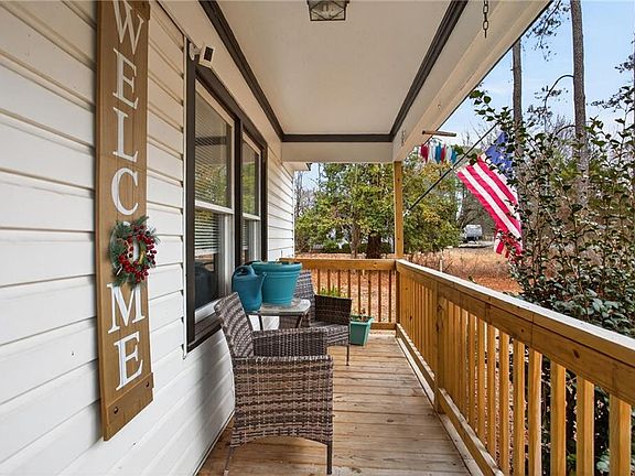 2nd image of 1456 Branchview Way