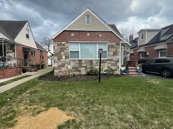 18626 Elmira Avenue, Saint Albans, NY 11412
