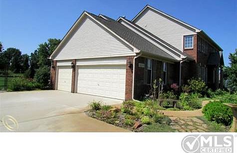 3 Car Garage