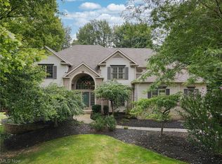 5577 High Point Rd, Solon, OH 44139