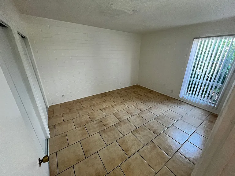 Catalina View Apartments — Photo 77
