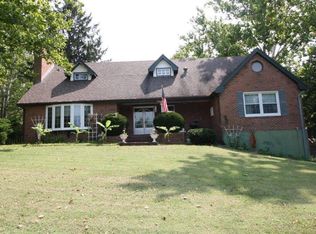 1039 Saint Louis Ave, Excelsior Springs, MO 64024