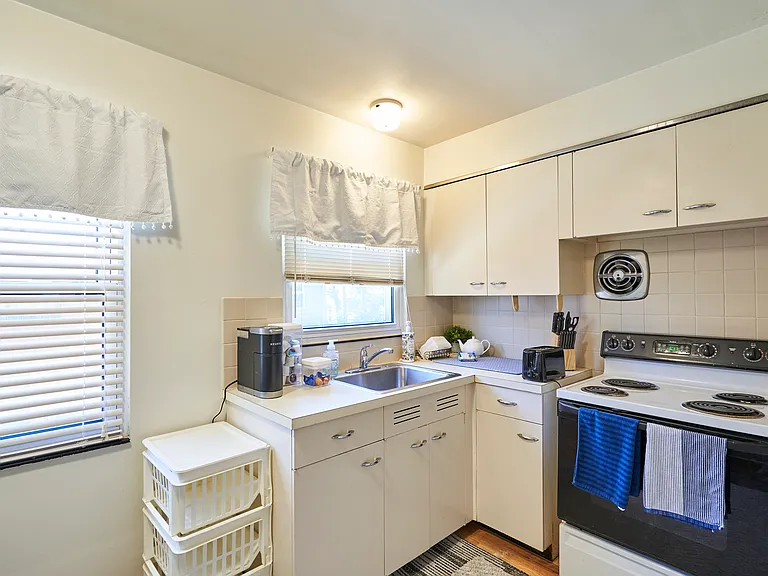 853 Hartford Ave #3 — Photo 8