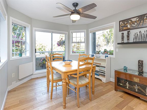 5th image of 1220 Fort St #101