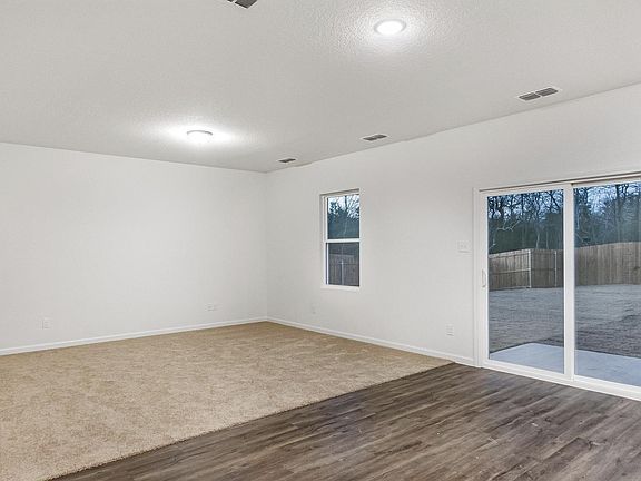 3rd image of 2405 Silver Leaf Ln #2405