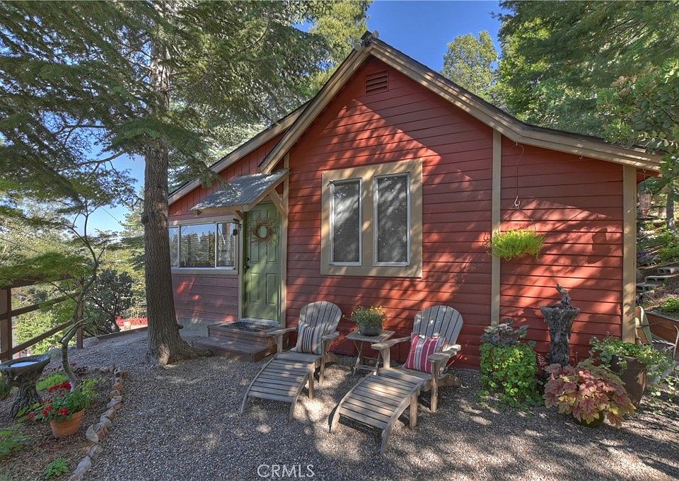 1st image of 26325 Forest Ln